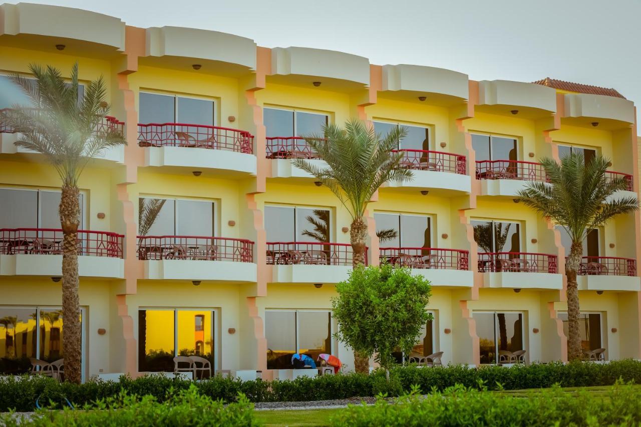 Amarina Queen Resort & Aqua Park Marsa Alam Buitenkant foto