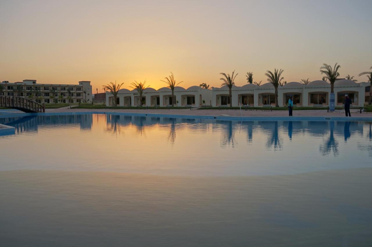 Amarina Queen Resort & Aqua Park Marsa Alam Buitenkant foto