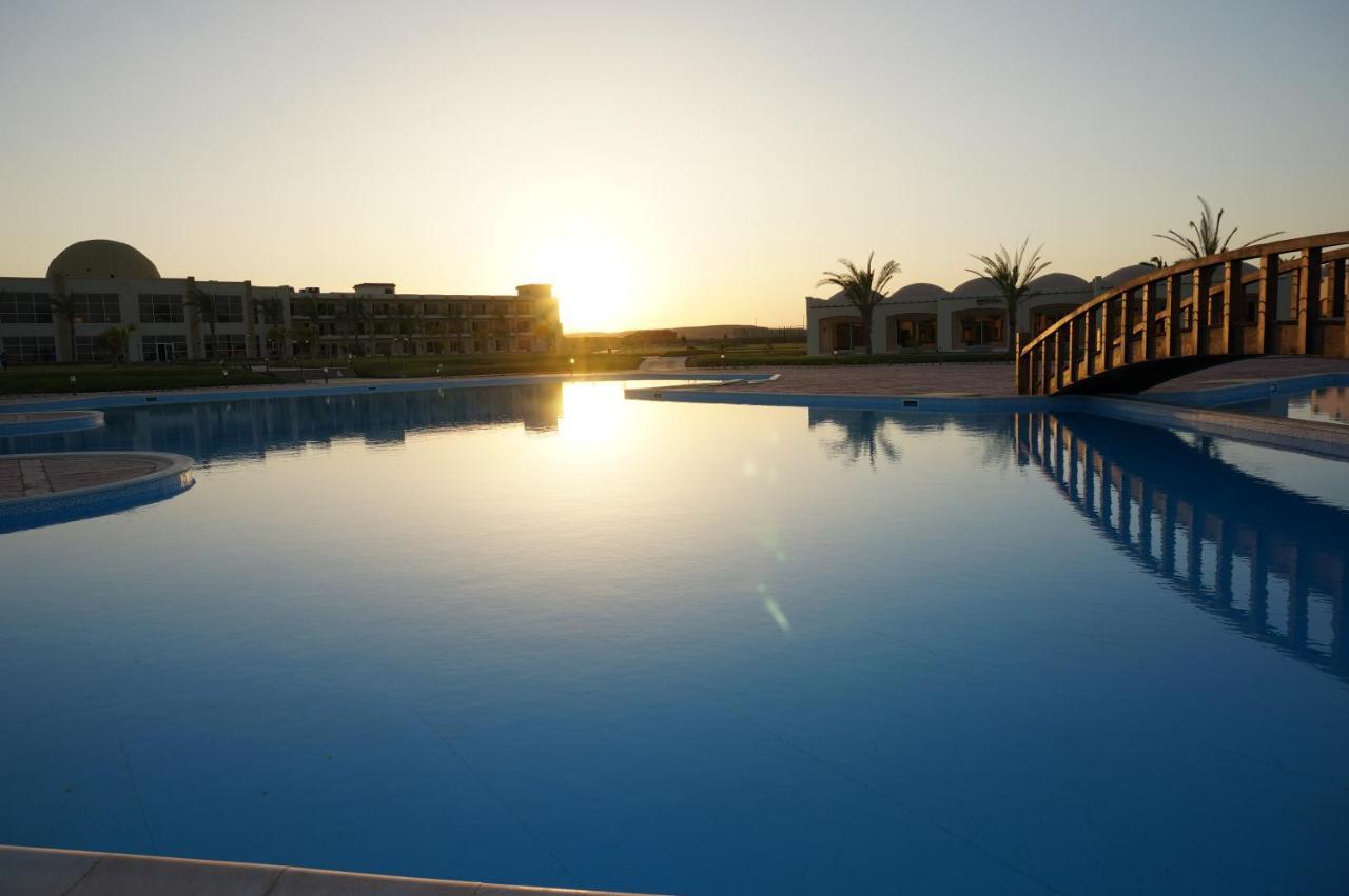 Amarina Queen Resort & Aqua Park Marsa Alam Buitenkant foto