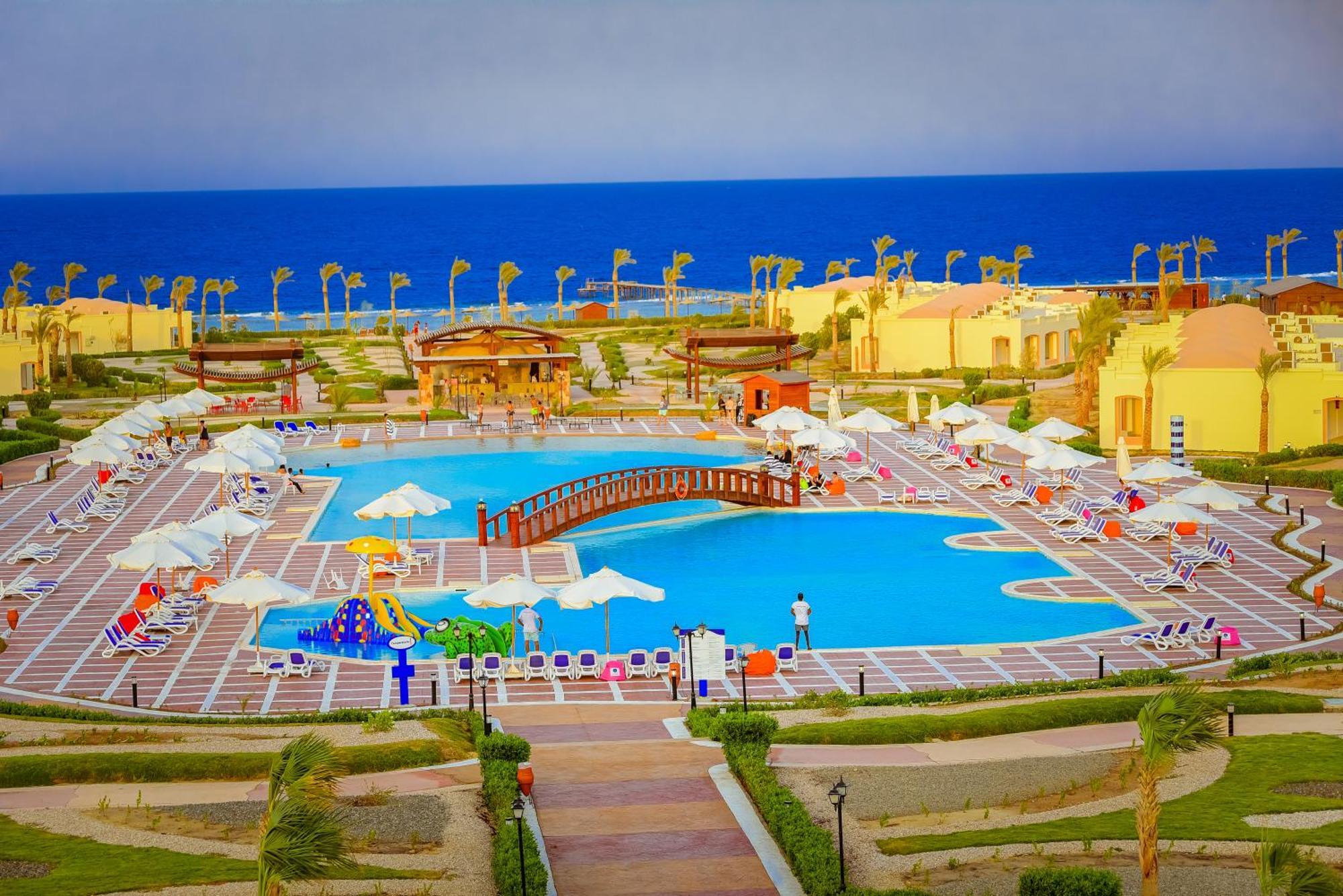 Amarina Queen Resort & Aqua Park Marsa Alam Buitenkant foto