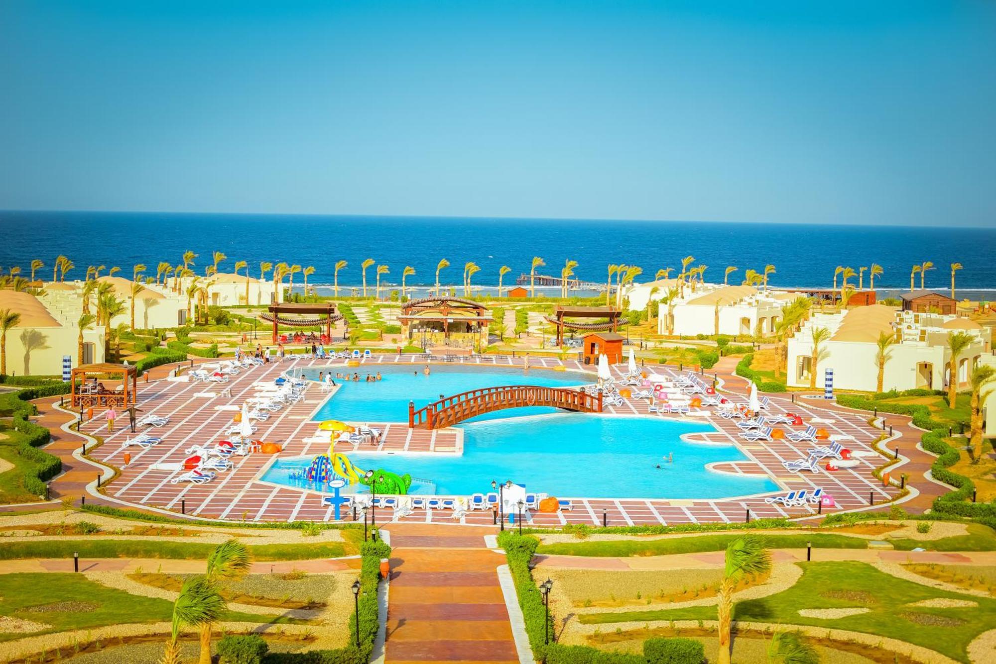 Amarina Queen Resort & Aqua Park Marsa Alam Buitenkant foto