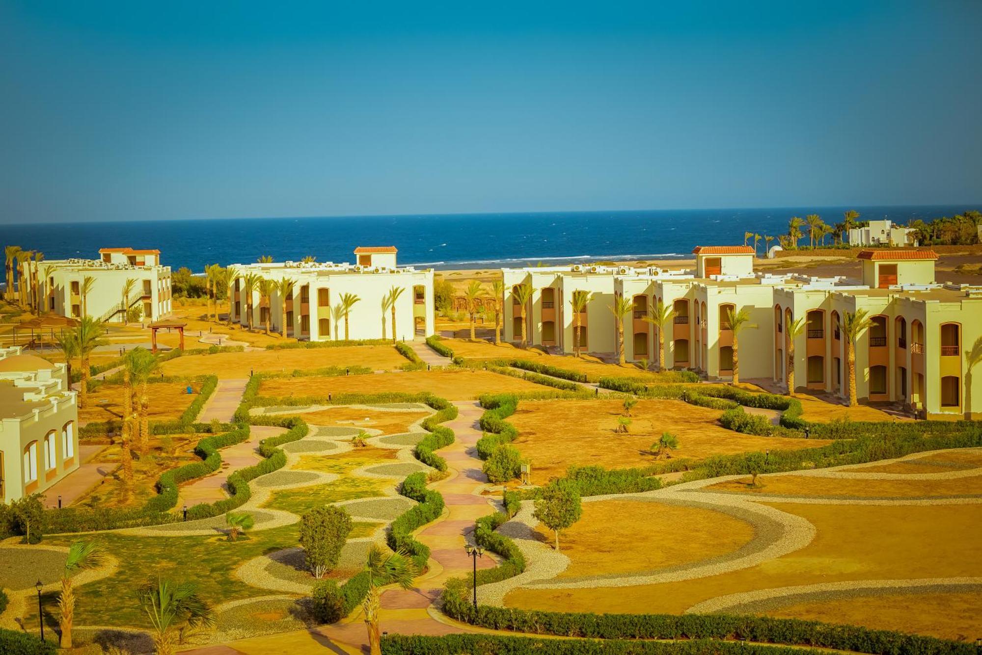 Amarina Queen Resort & Aqua Park Marsa Alam Buitenkant foto